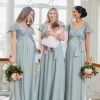 New Seraphine Salbeigrunes Maxikleid Aus Spitze Und Seidenchiffon Fur Umstands- Und Stillanlasse