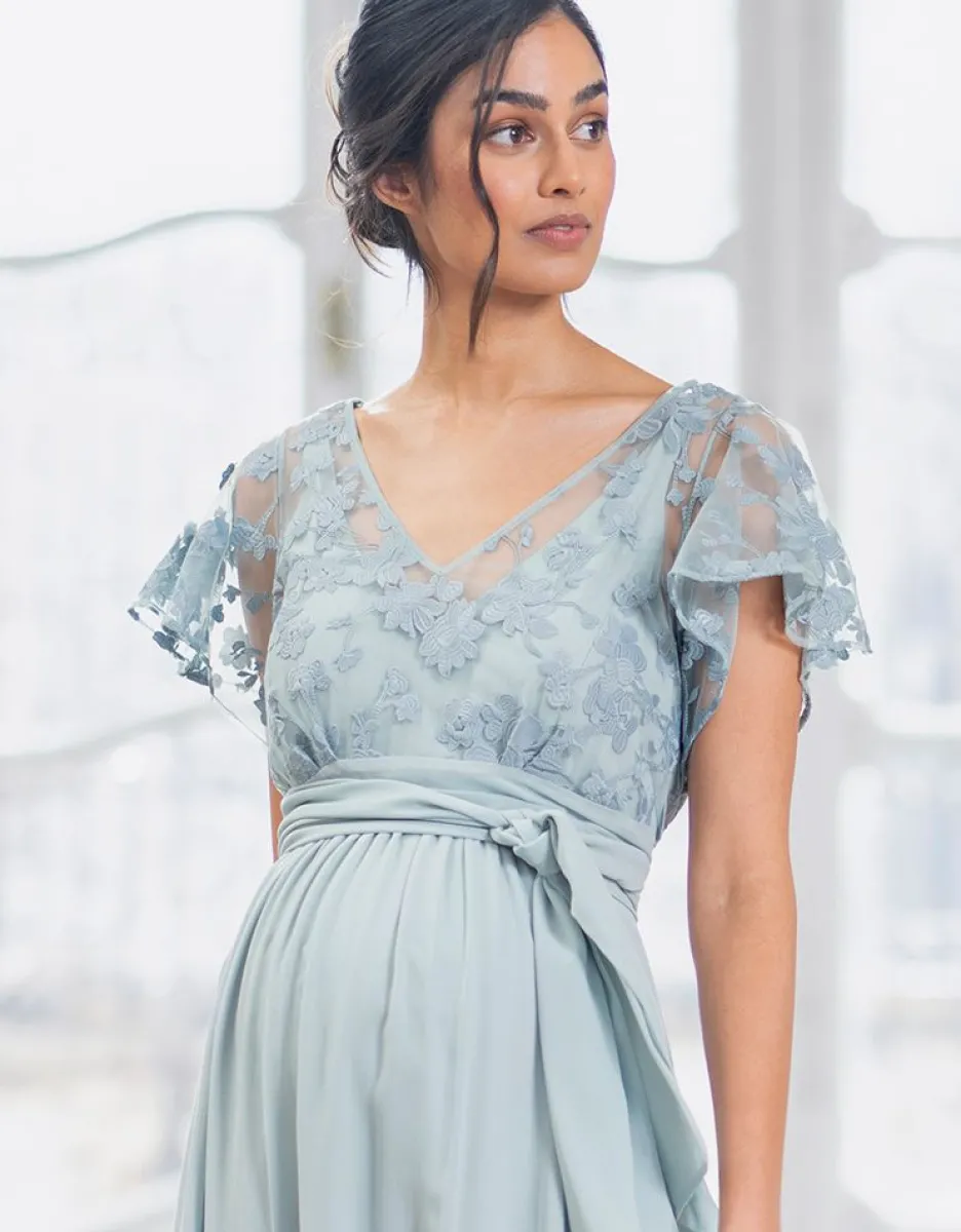 New Seraphine Salbeigrunes Maxikleid Aus Spitze Und Seidenchiffon Fur Umstands- Und Stillanlasse