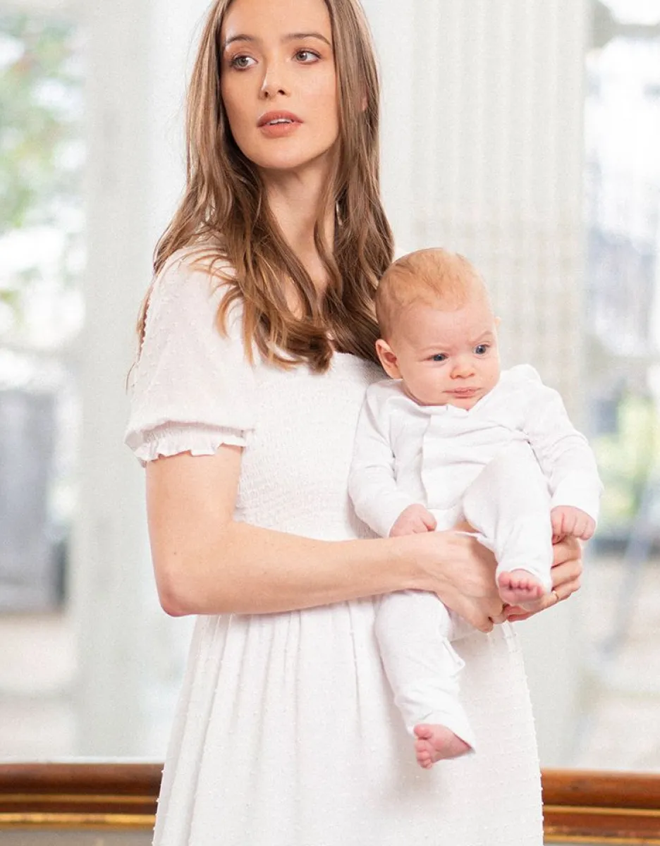Fashion Seraphine Weises Gesmocktes Maxi Umstandskleid